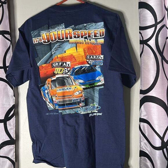 NASCAR chase authentic Michigan international Speedway, 2010 NASCAR T-shirt - Picture 1 of 11